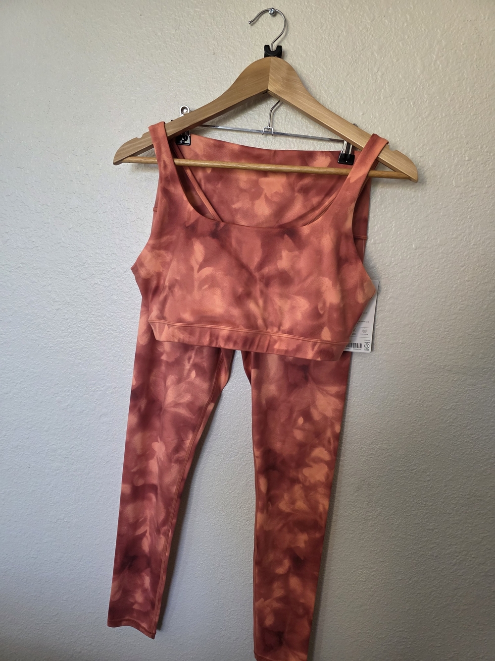 *NWT* Athleta Exhale Bra & Elation 7/8 tight, orange